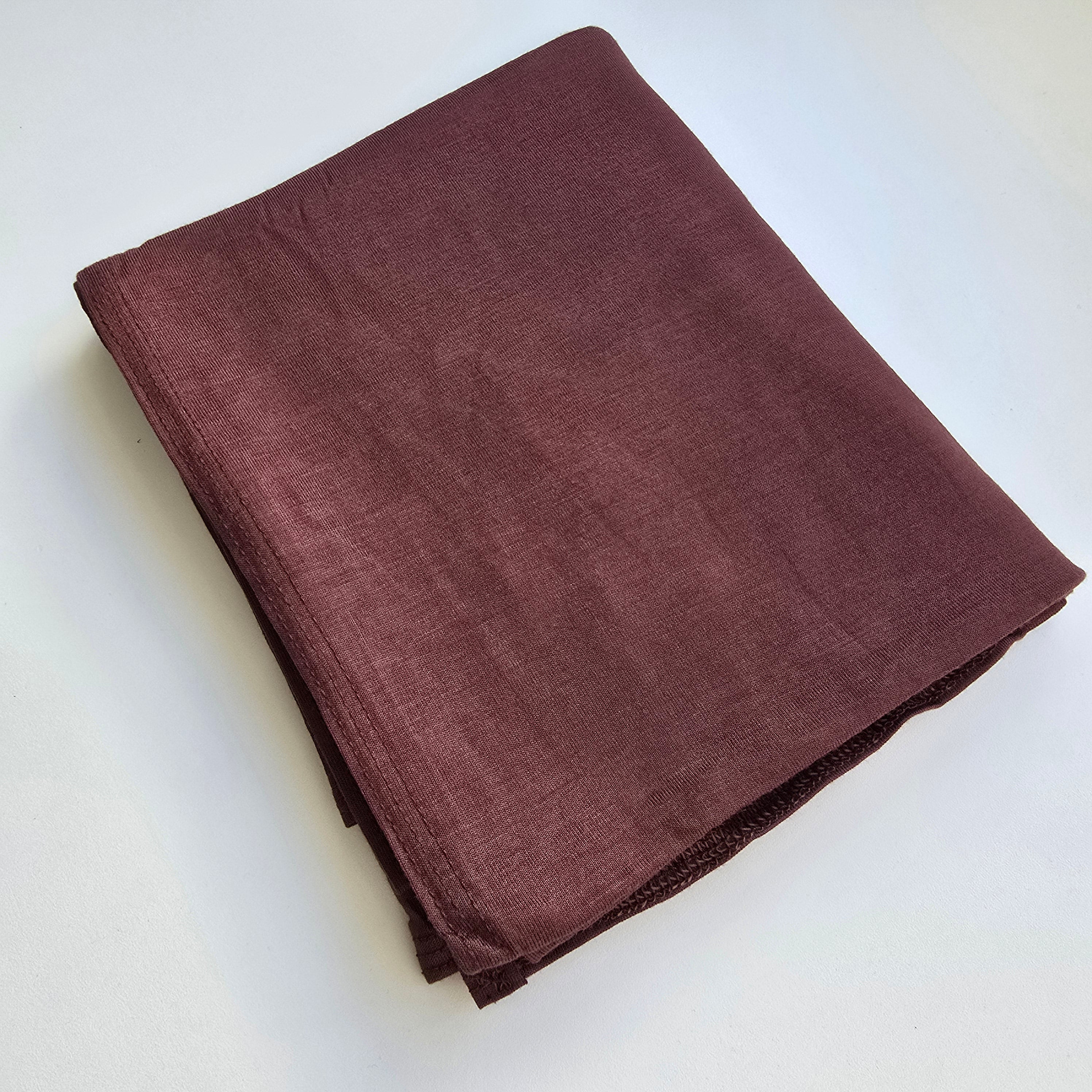 1pc Women's Premium Jersey Hijab Chocolate Cherry, Solid Colour Knitted Scarf, Jersey Hijab, Muslim Prayer Headwrap, Suitable For All Seasons