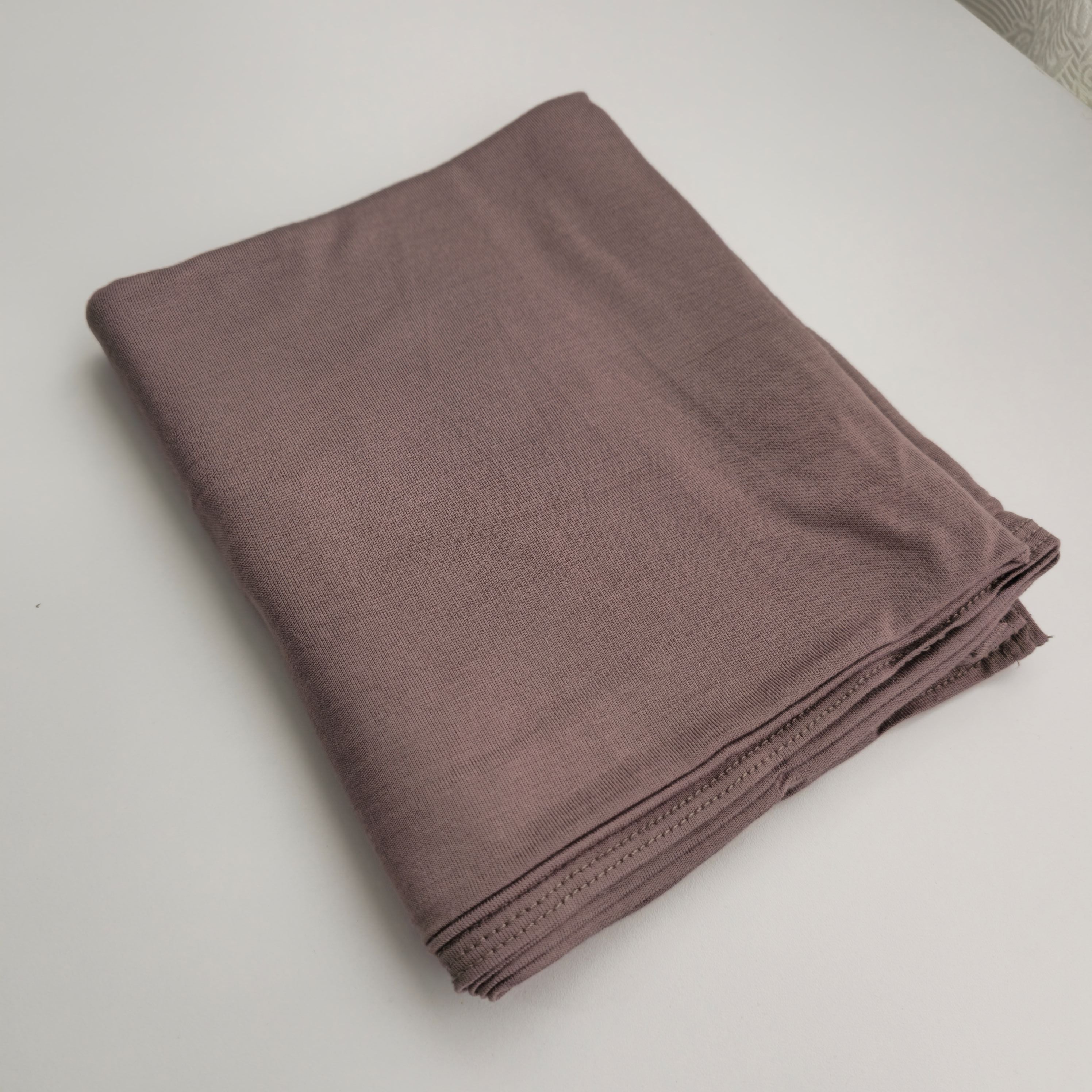 1pc Women's Premium Jersey Hijab Mocha, Solid Color Knitted Scarf, Jersey Hijab, Muslim Prayer Headwrap, Suitable For All Seasons
