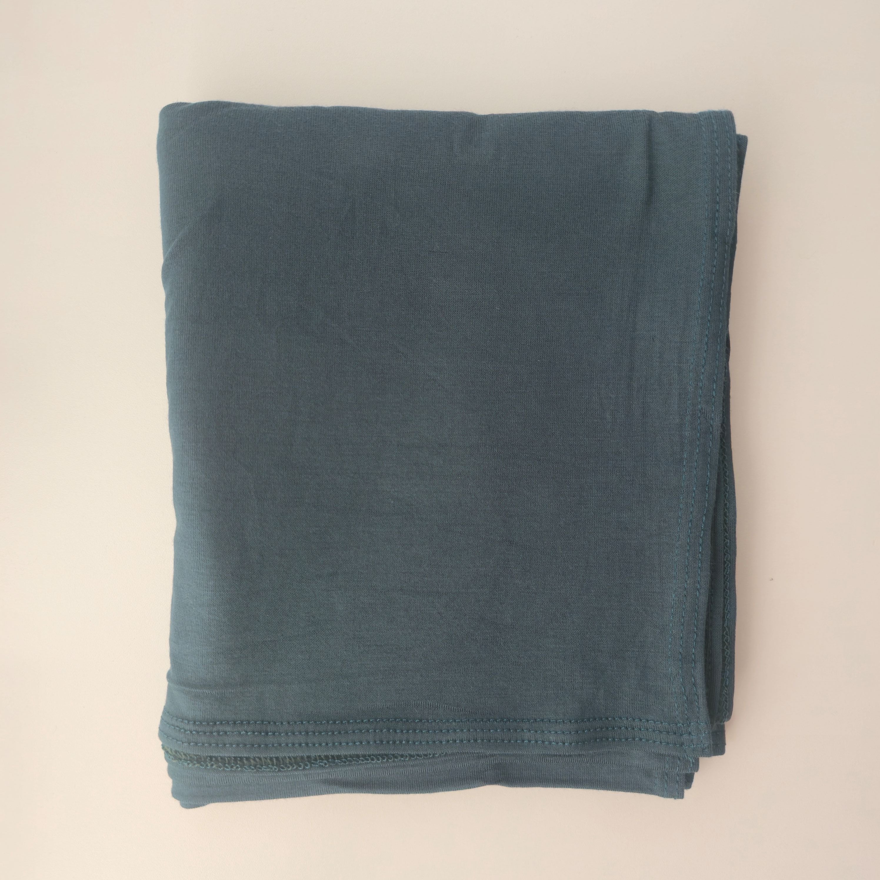 1pc Women's Premium Jersey Hijab Pine Green, Solid Color Knitted Scarf, Jersey Hijab, Muslim Prayer Headwrap, Suitable For All Seasons