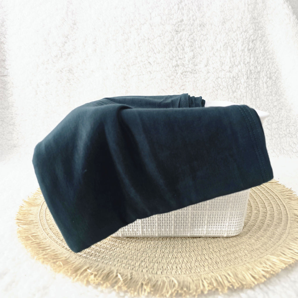 1pc Women's Premium Jersey Hijab Pine Green, Solid Color Knitted Scarf, Jersey Hijab, Muslim Prayer Headwrap, Suitable For All Seasons